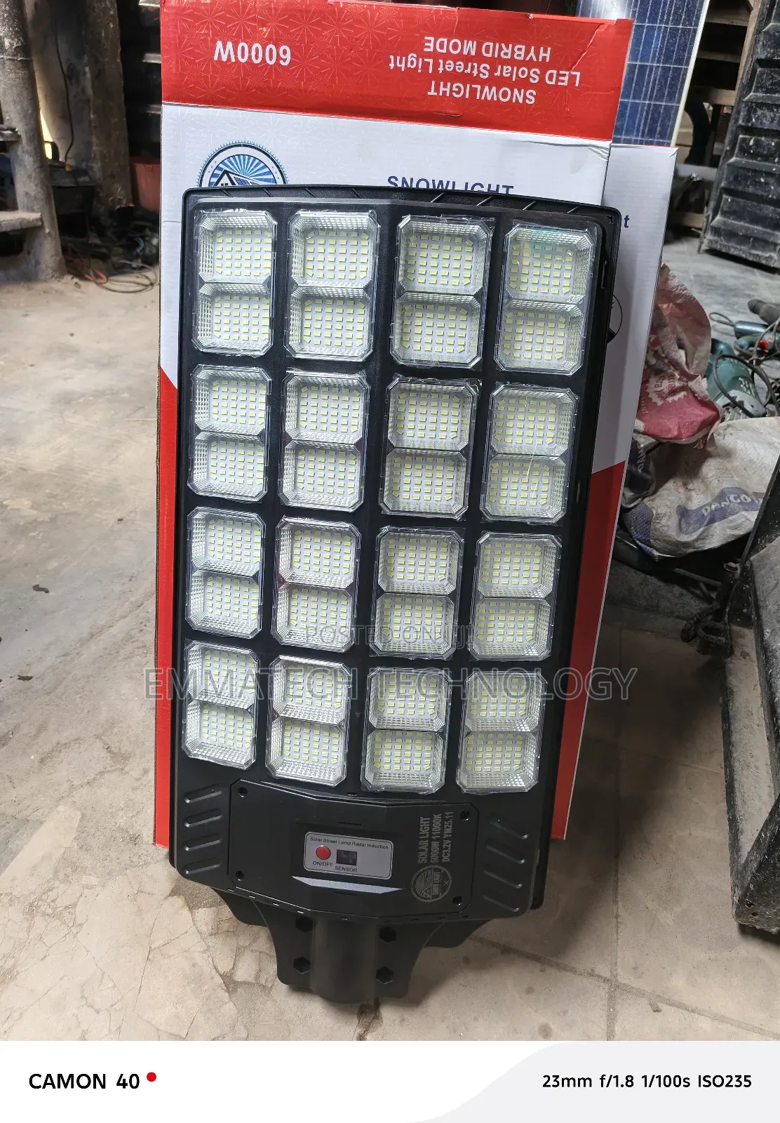600 Watts Solar Street Light