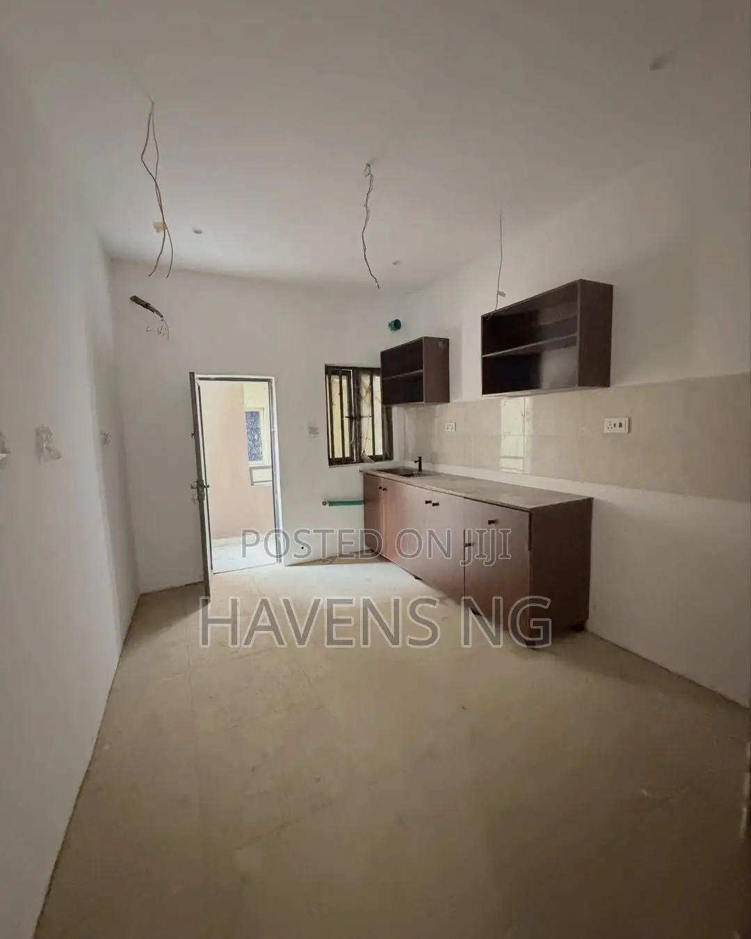 3bdrm Apartment in Ikeja GRA for sale
