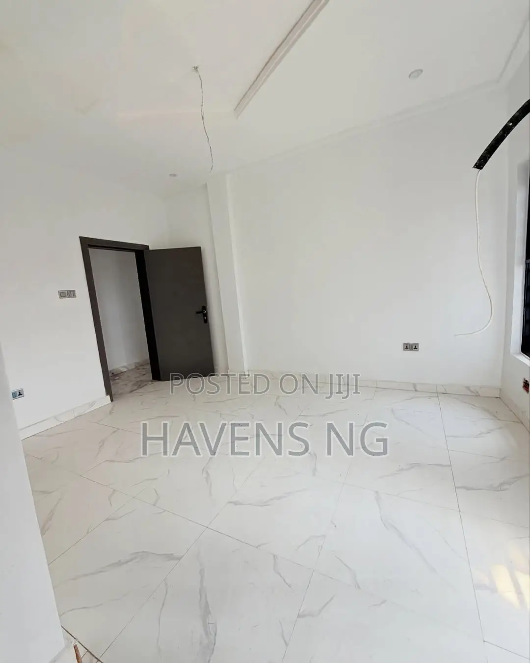 4bdrm Duplex in LSDPC Maryland Estate for sale
