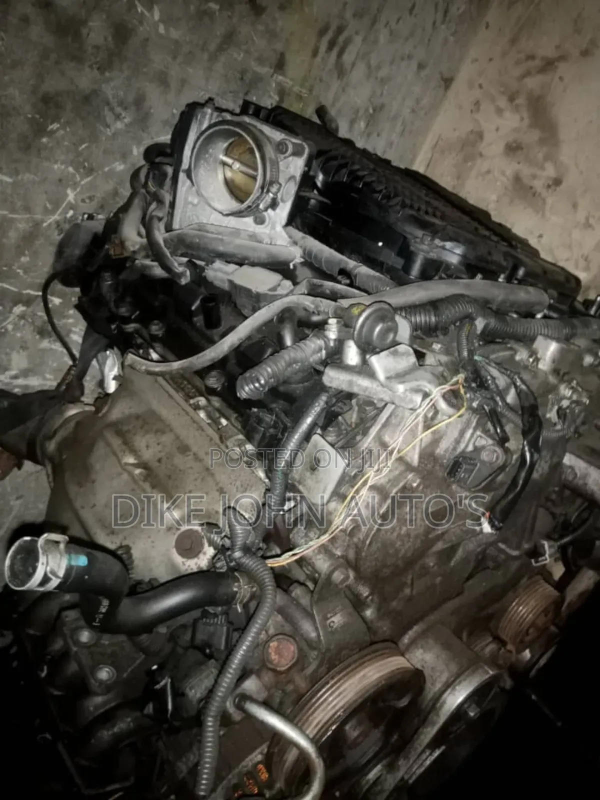 3.7 Liter Infiniti Engine