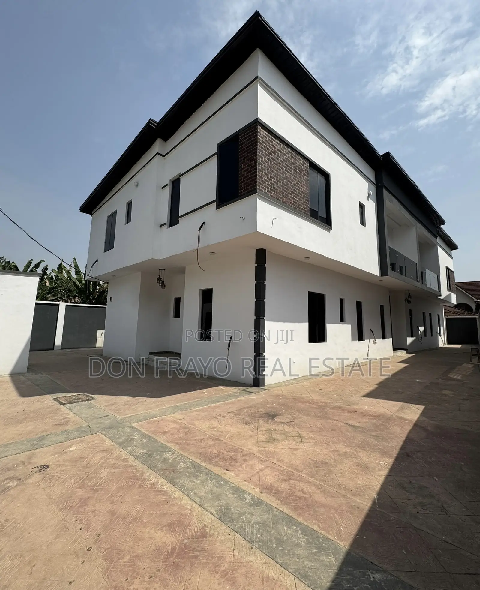 4bdrm Duplex in Main Ikolaba Gra, Bodija for sale
