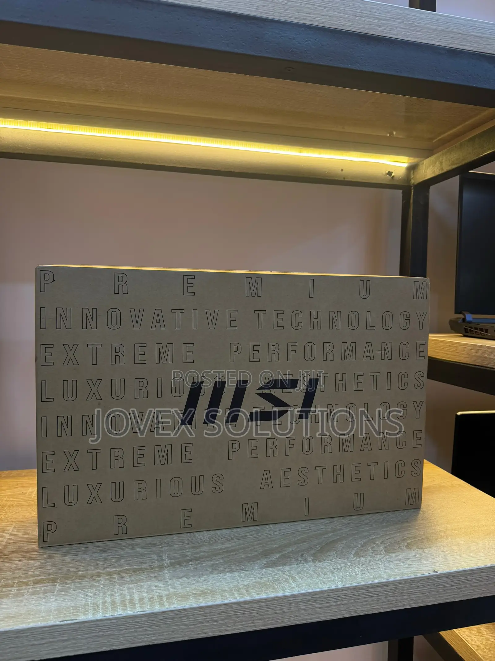 New Laptop MSI Katana 15 32GB Intel Core I7 SSD 1T