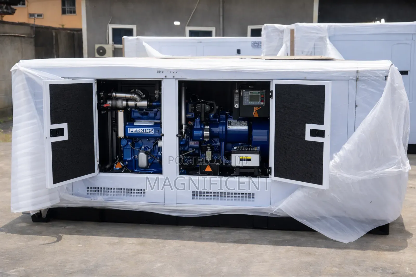 High-Performance Perkins 100kva Soundproof Generator