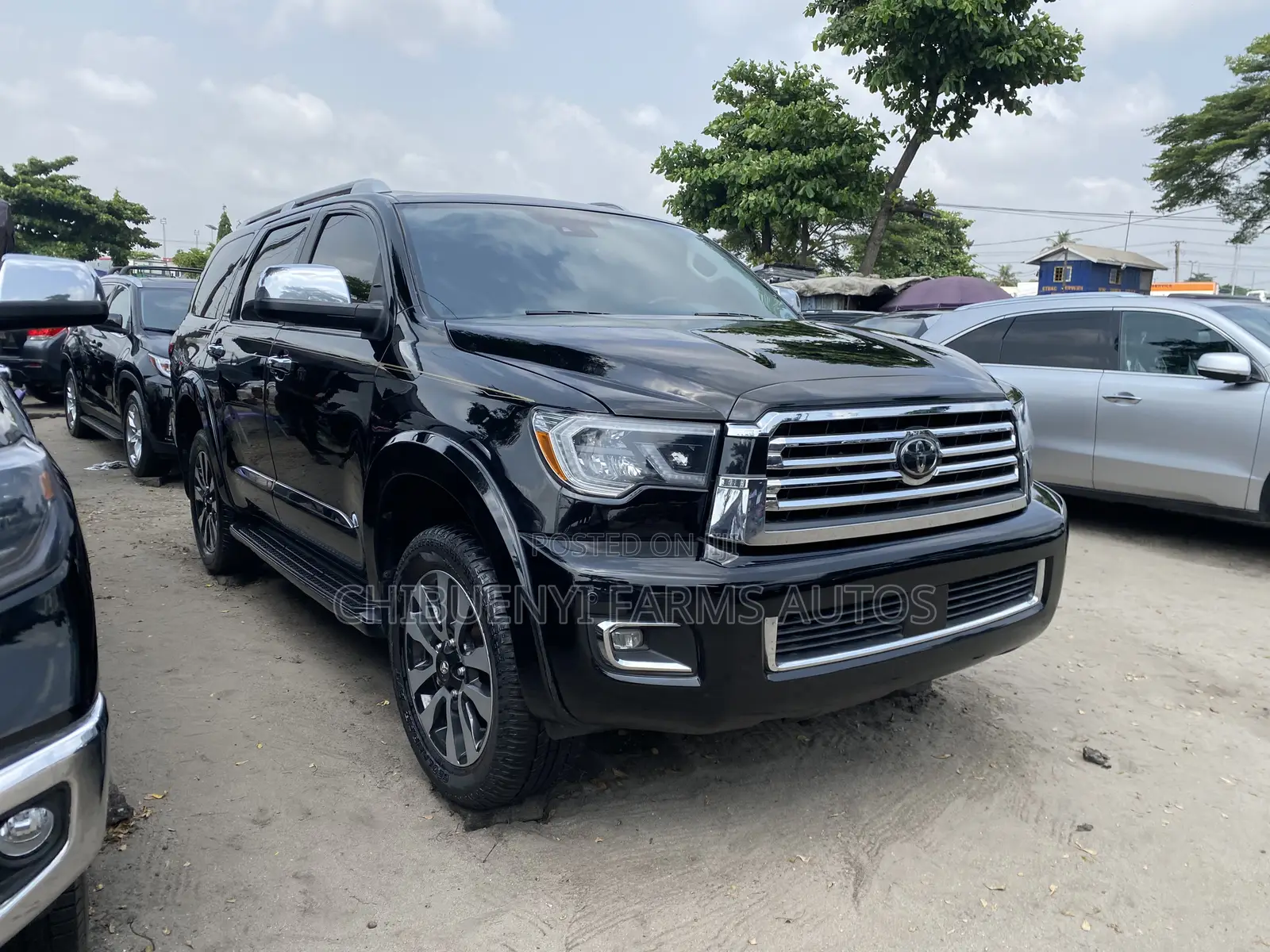Toyota Sequoia Limited FFV 4dr SUV 4WD (5.7L 8cyl 6A) 2017 Black