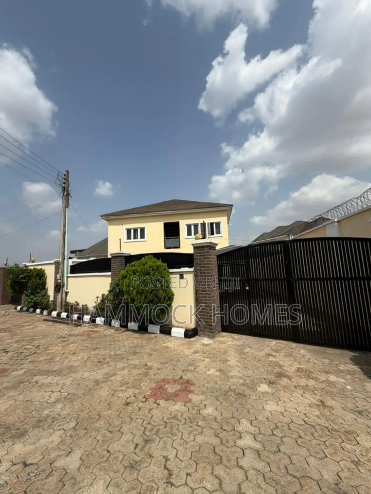 4bdrm Duplex in Kolapo Ishola Gra, Akobo for sale