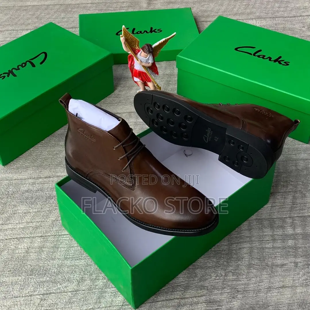 Original Clarks Leather Chelsea Boots