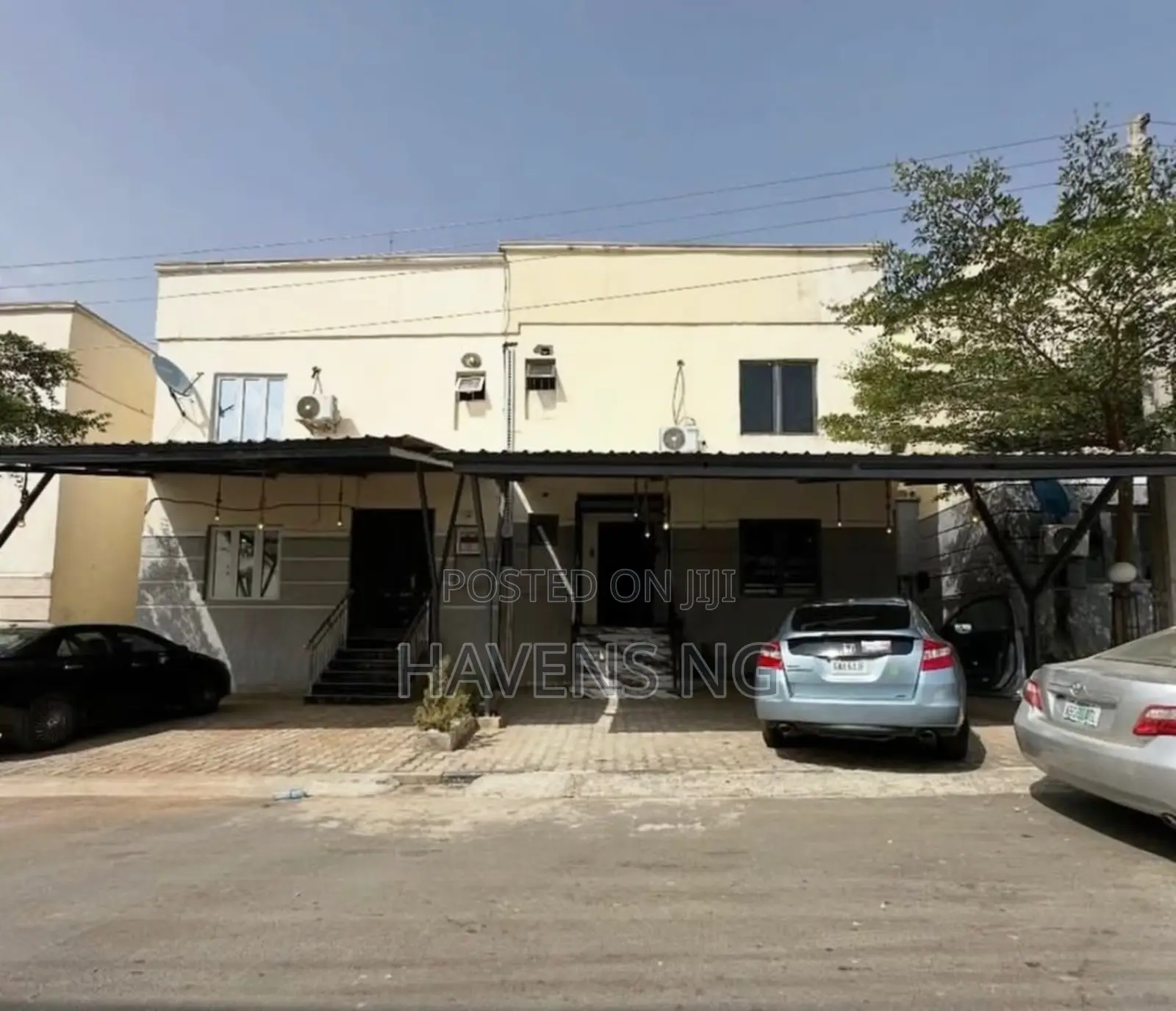 Furnished 4bdrm Duplex in Life Camp for sale