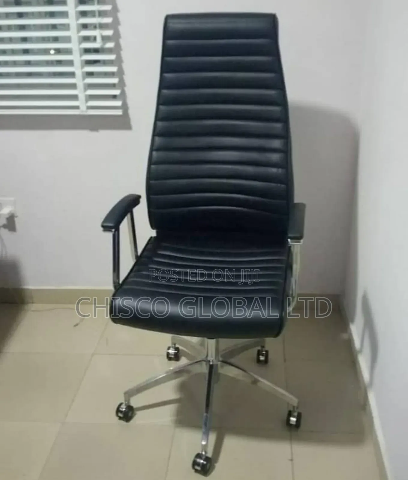 Office Chair {B430}