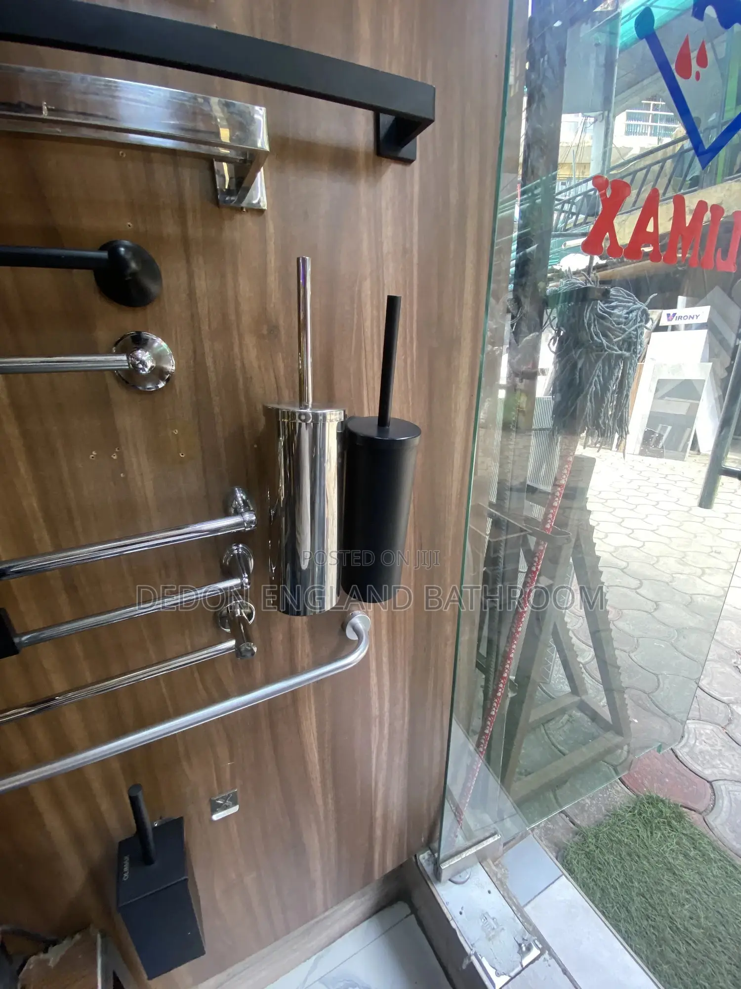 High Quality Hanging Toilet Brush