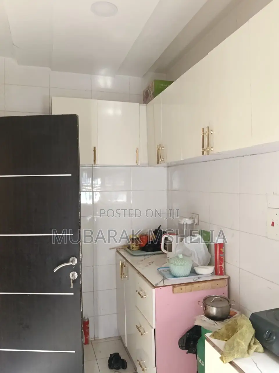 2bdrm Bungalow in Galadimawa for sale