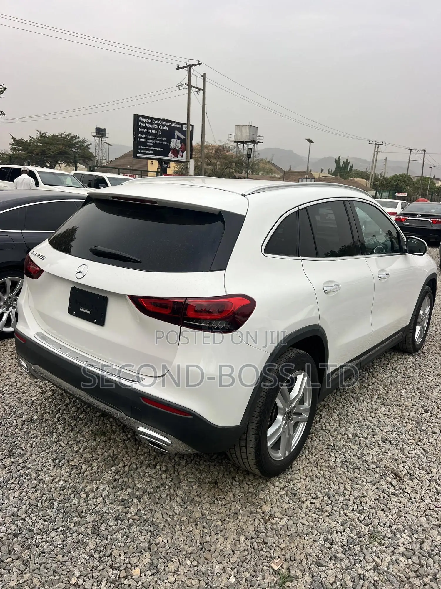 Mercedes-Benz GLA 250 2022 White