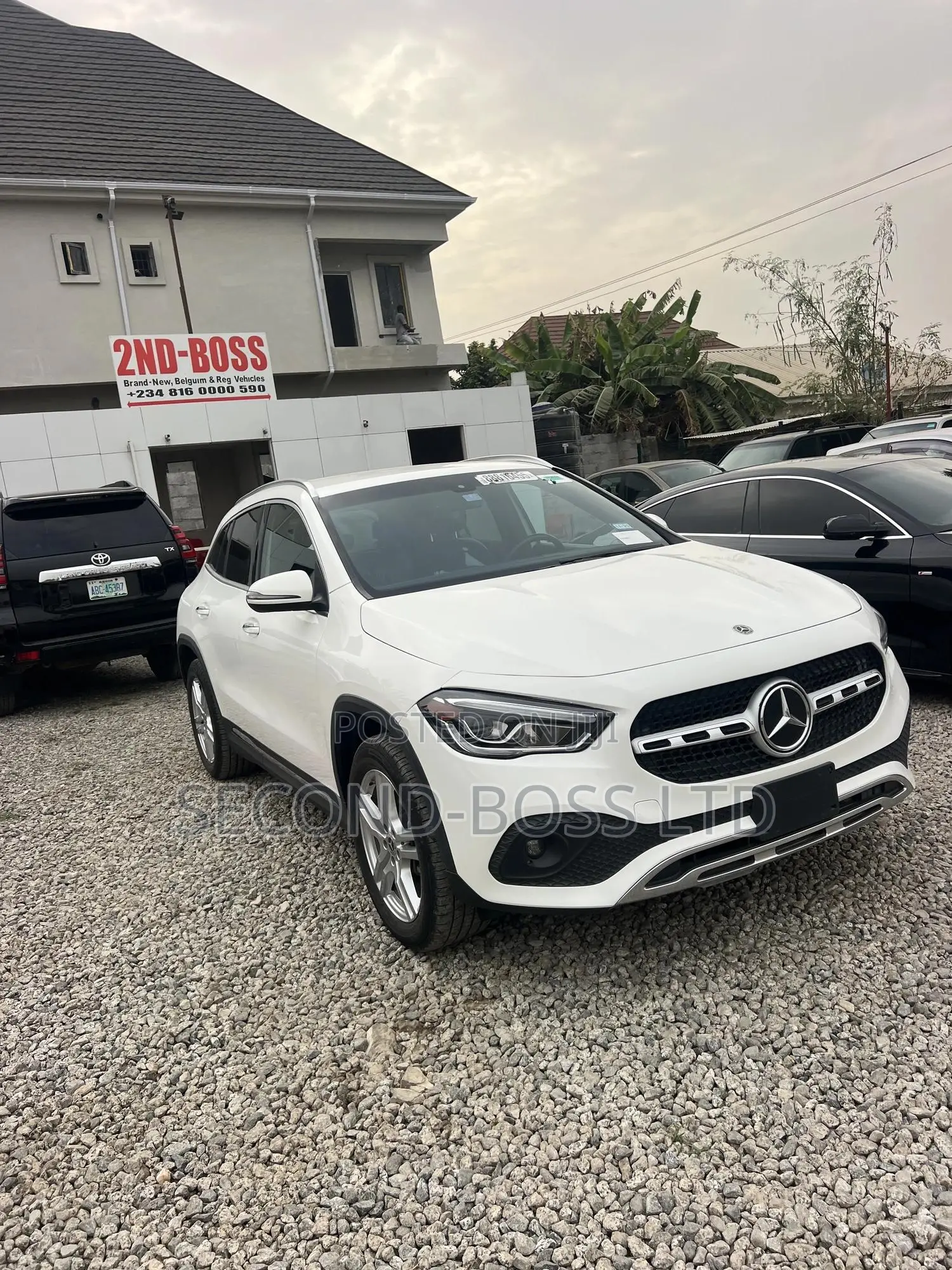 Mercedes-Benz GLA 250 2022 White