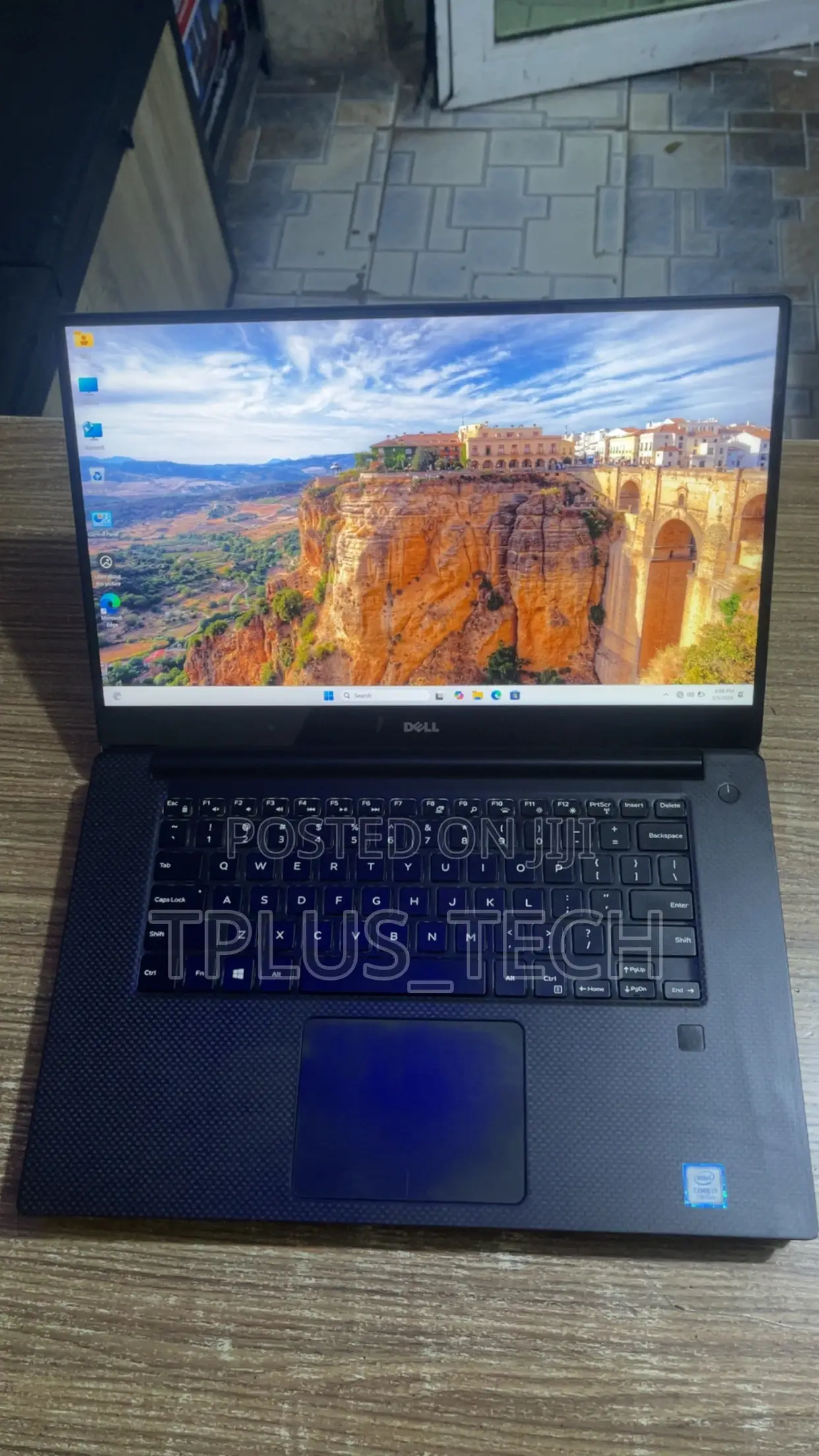 Laptop Dell Precision 5520 16GB Intel Core i7 SSD 512GB
