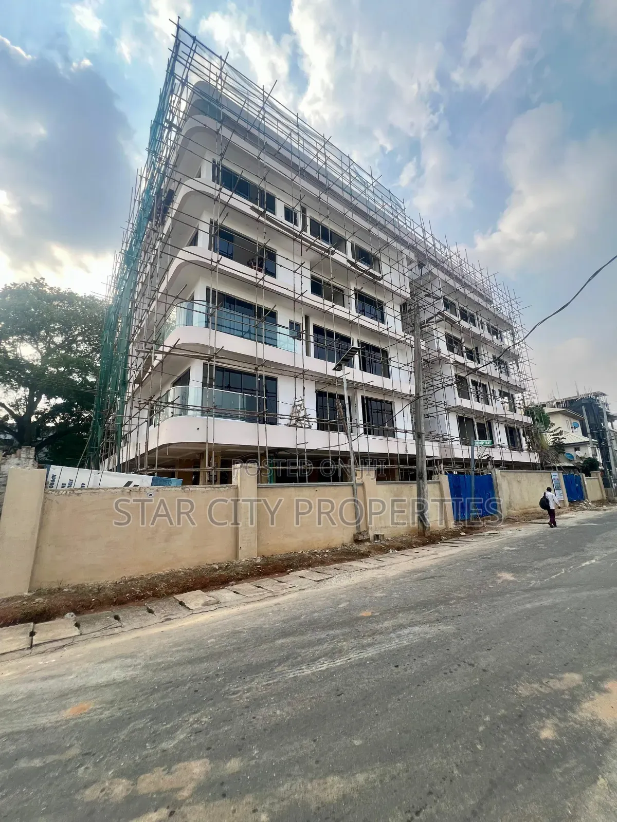 4bdrm Penthouse in Ikeja Lagos for sale