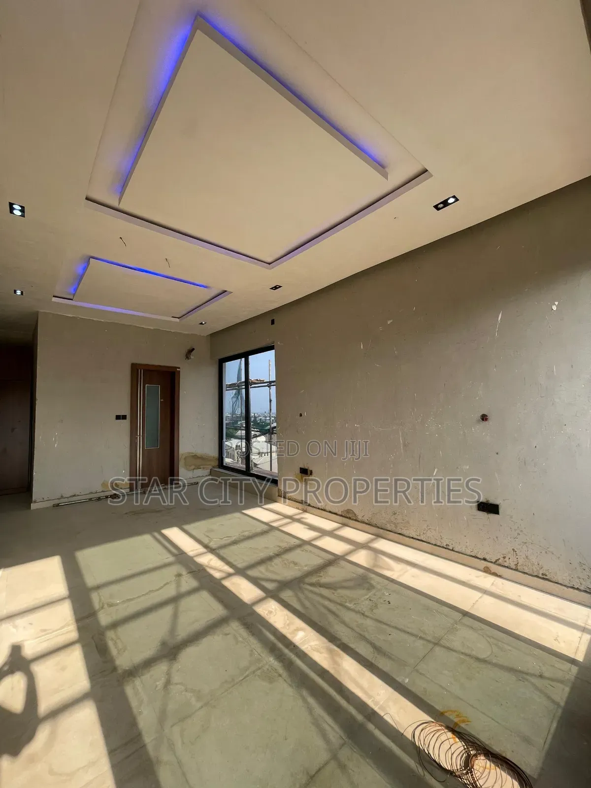 4bdrm Penthouse in Ikeja Lagos for sale