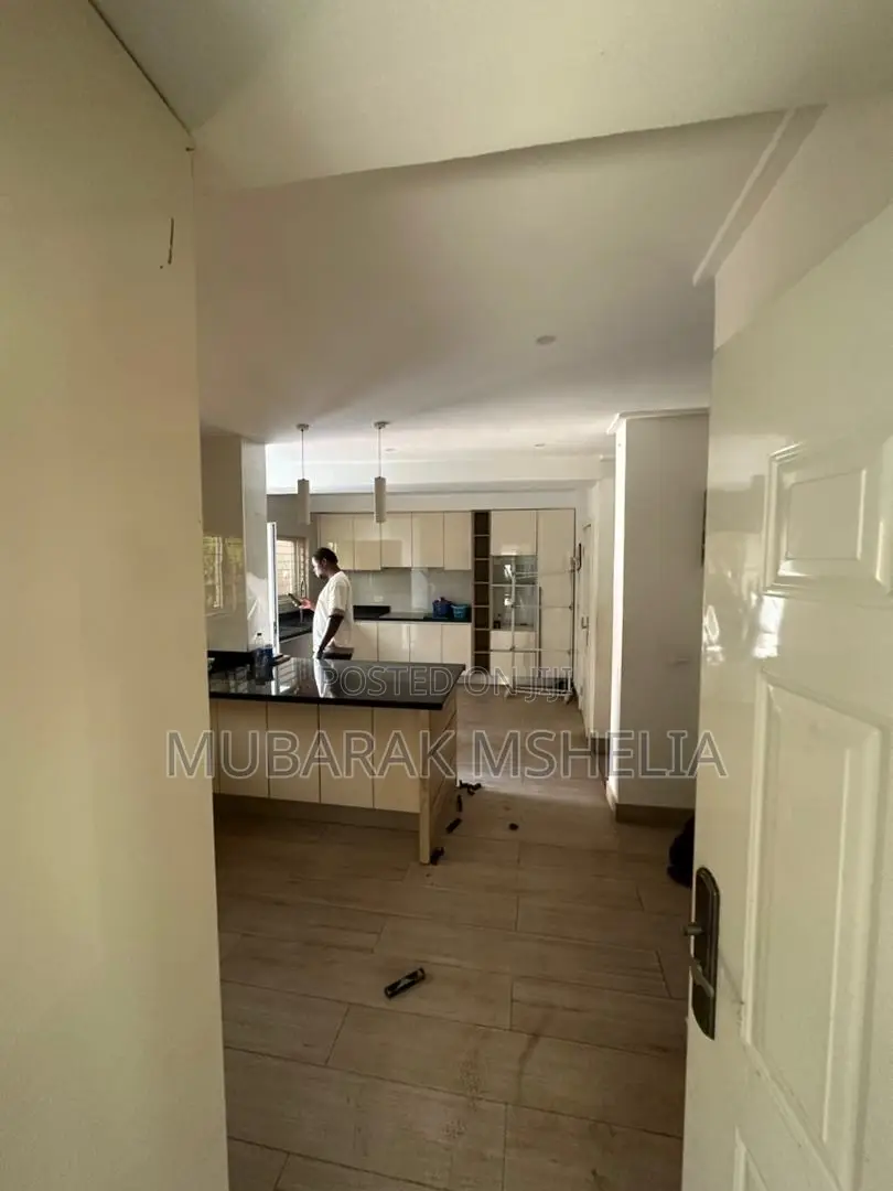 4bdrm Duplex in Zone 4 / Wuse for sale