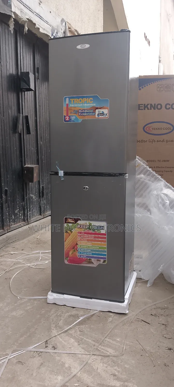 New Tekno Cool 250 Litres Double Door Fridge ( Bottom Freezer ) 2 Yrs