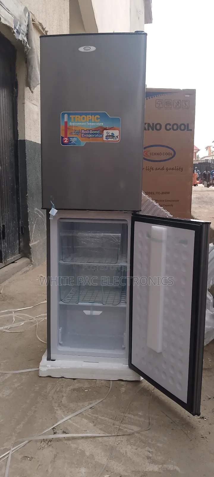 New Tekno Cool 250 Litres Double Door Fridge ( Bottom Freezer ) 2 Yrs