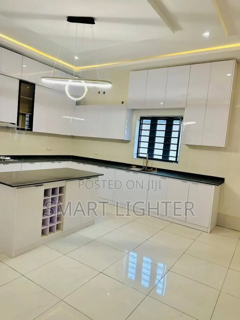 3bdrm Block of Flats in Lokogoma for sale