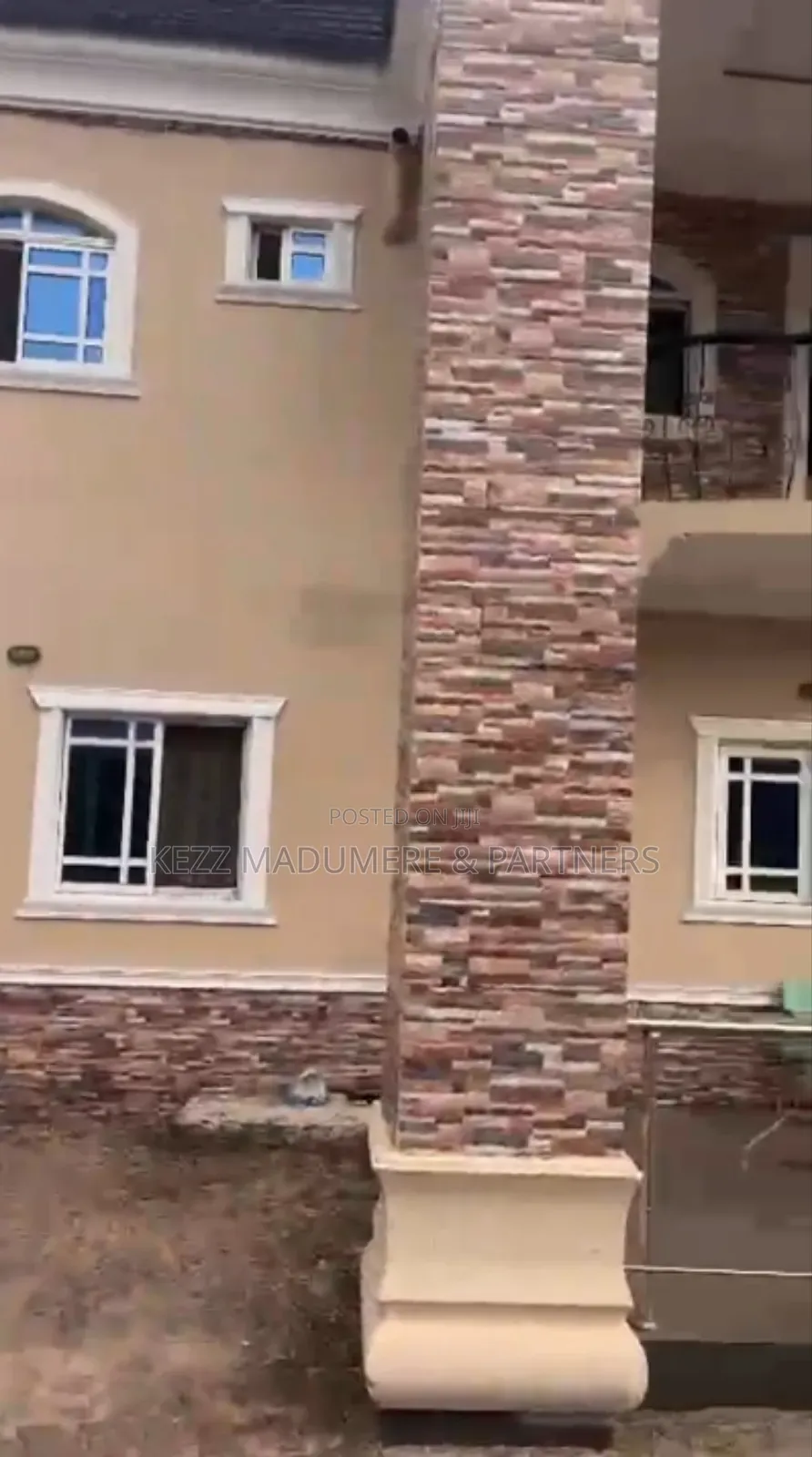 5bdrm Duplex in Akachi Pocket Layout for sale