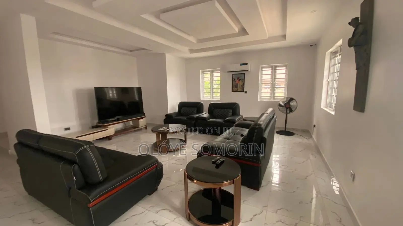 8bdrm Bungalow in Moganna, Elebu, Akala Express for sale