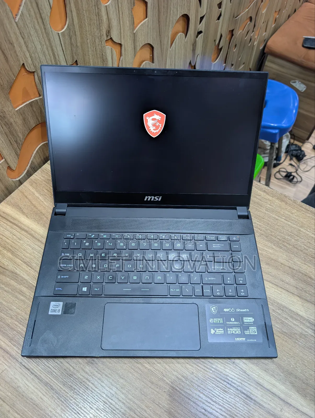 Laptop MSI GS66 Stealth 10SGS 32GB Intel Core i7 SSD 512GB