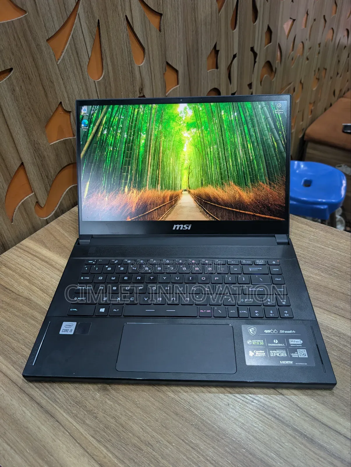 Laptop MSI GS66 Stealth 10SGS 32GB Intel Core i7 SSD 512GB