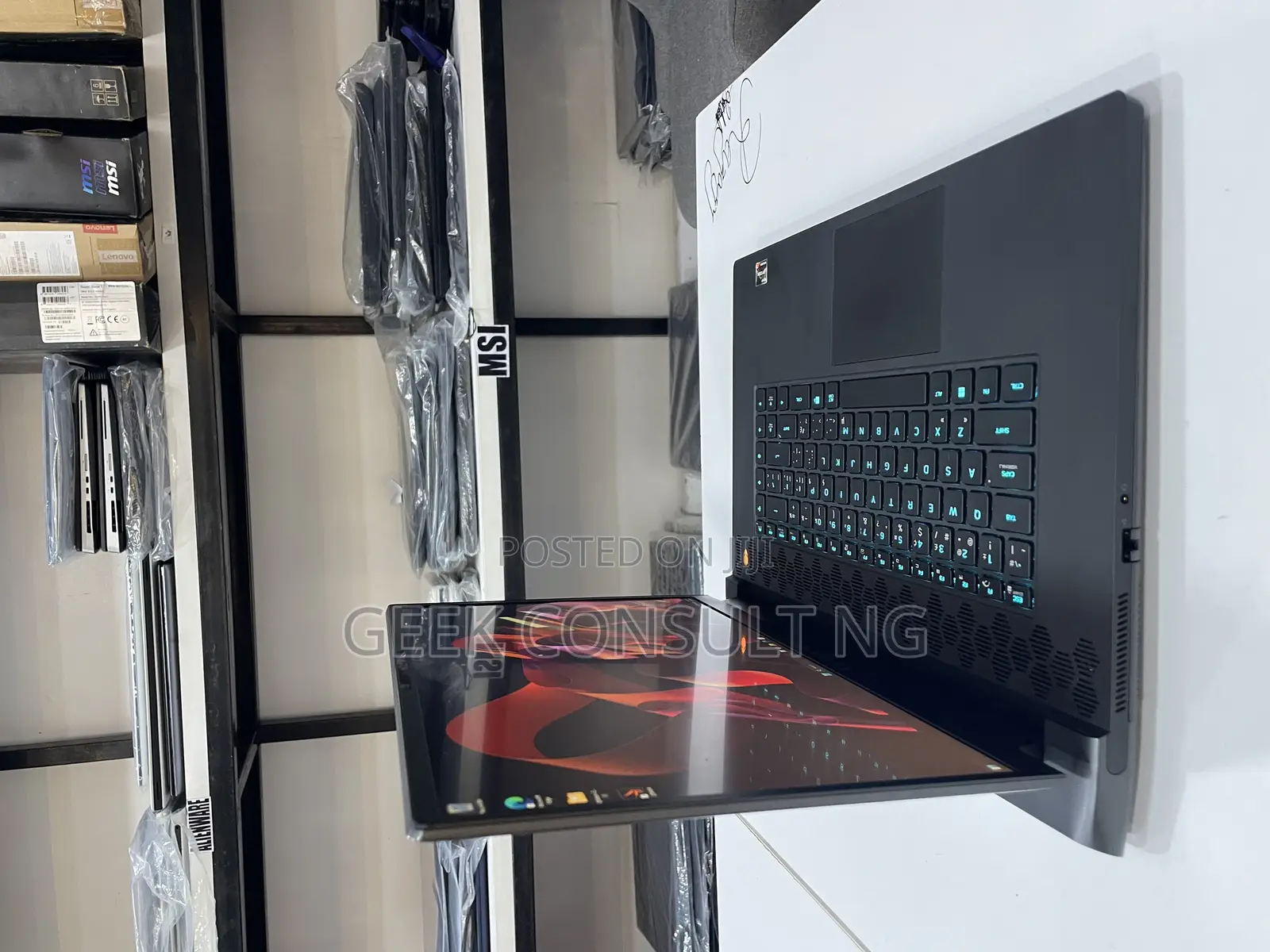 Laptop Dell Alienware m17 R5 32GB AMD Ryzen 7 SSD 1T