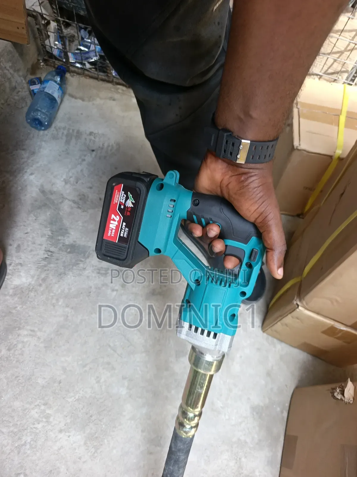 Cordless Concrete Vibrator 1 Meter 21v