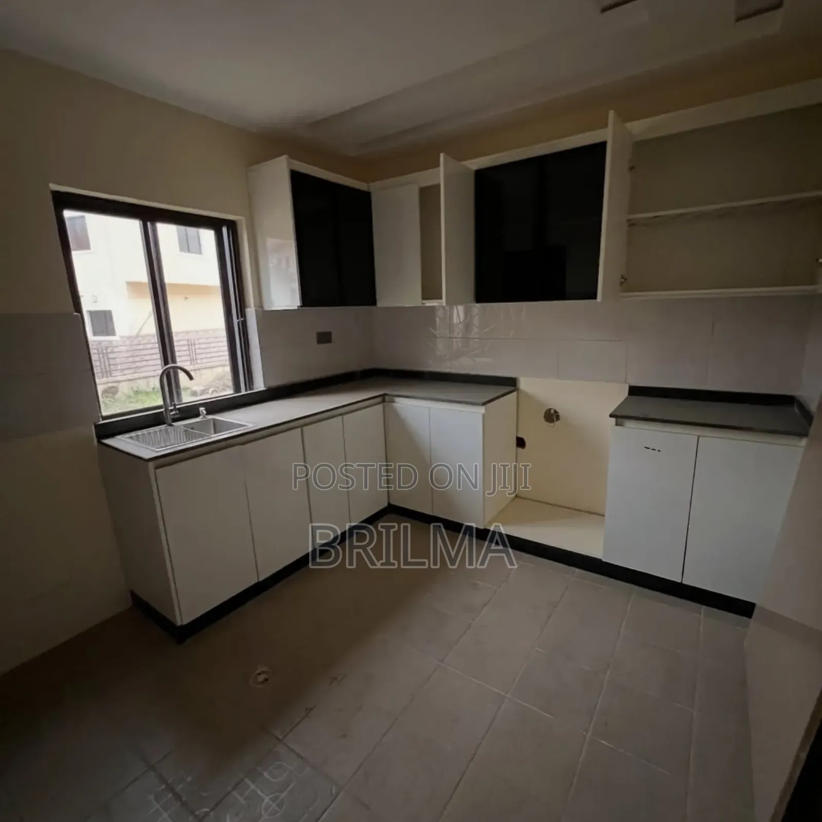 2bdrm Apartment in Katampe for sale
