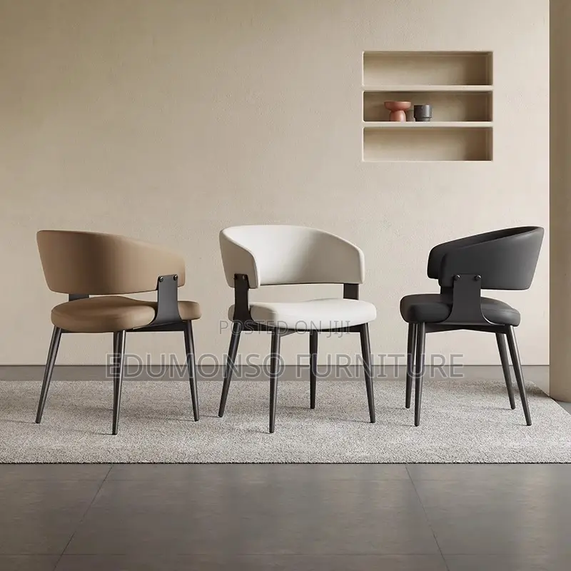 Ventilated Back Arm Chair With Upholstery, Arms 1pc
