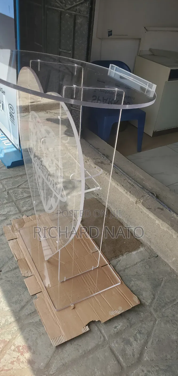 His Love Acrylic Aç Pulpit