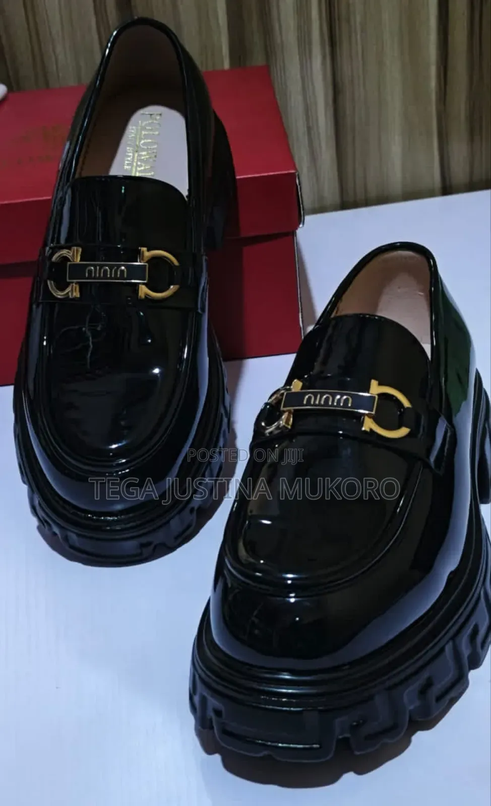 Polowalk Glossy Leather High Sole Shoe