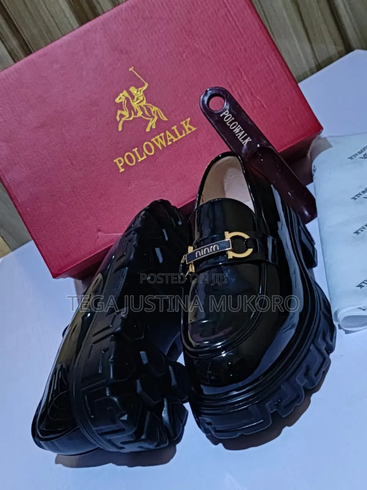 Polowalk Glossy Leather High Sole Shoe