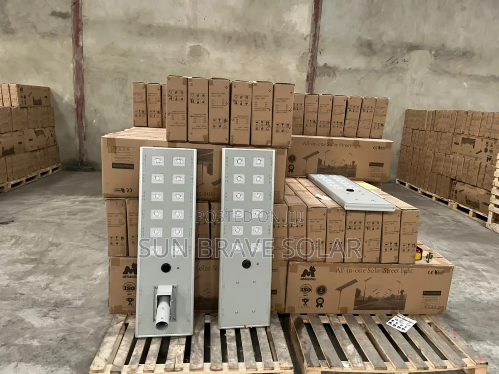 SBS All-in-One Solar Street Light 100w Very Much Available