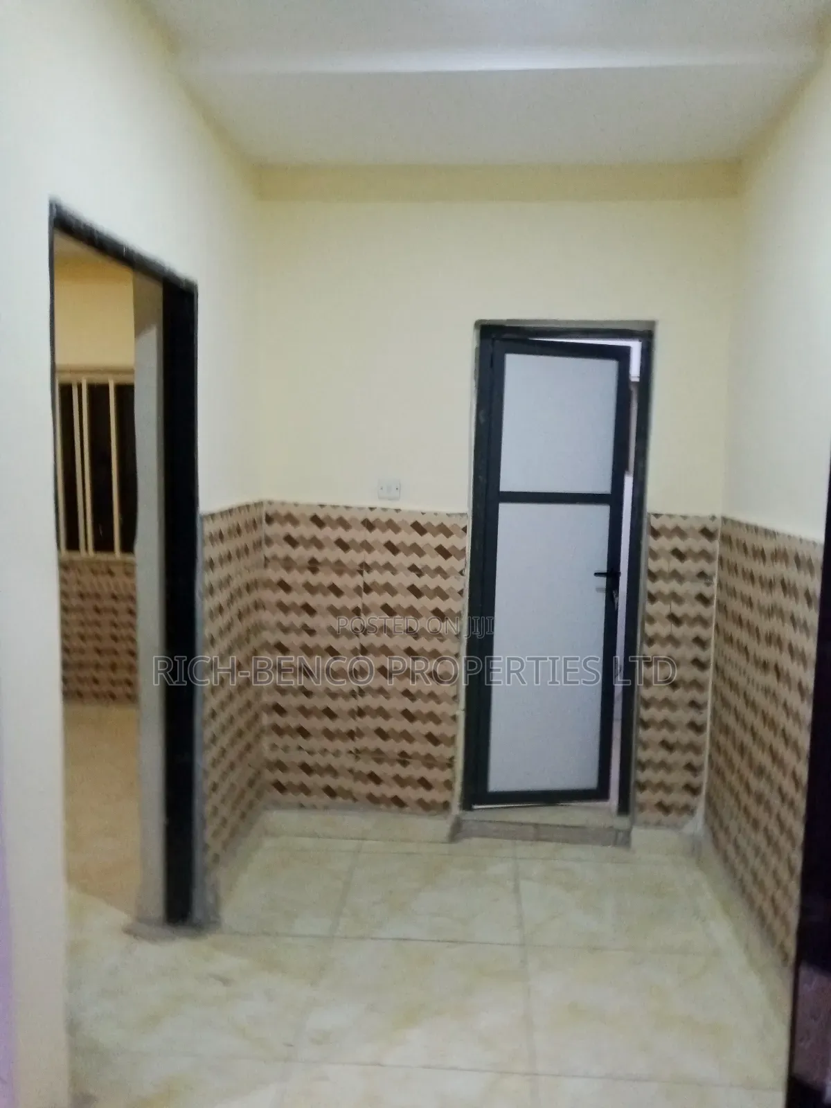 1bdrm Apartment in Tipper Garage, Dutse-Alhaji for rent