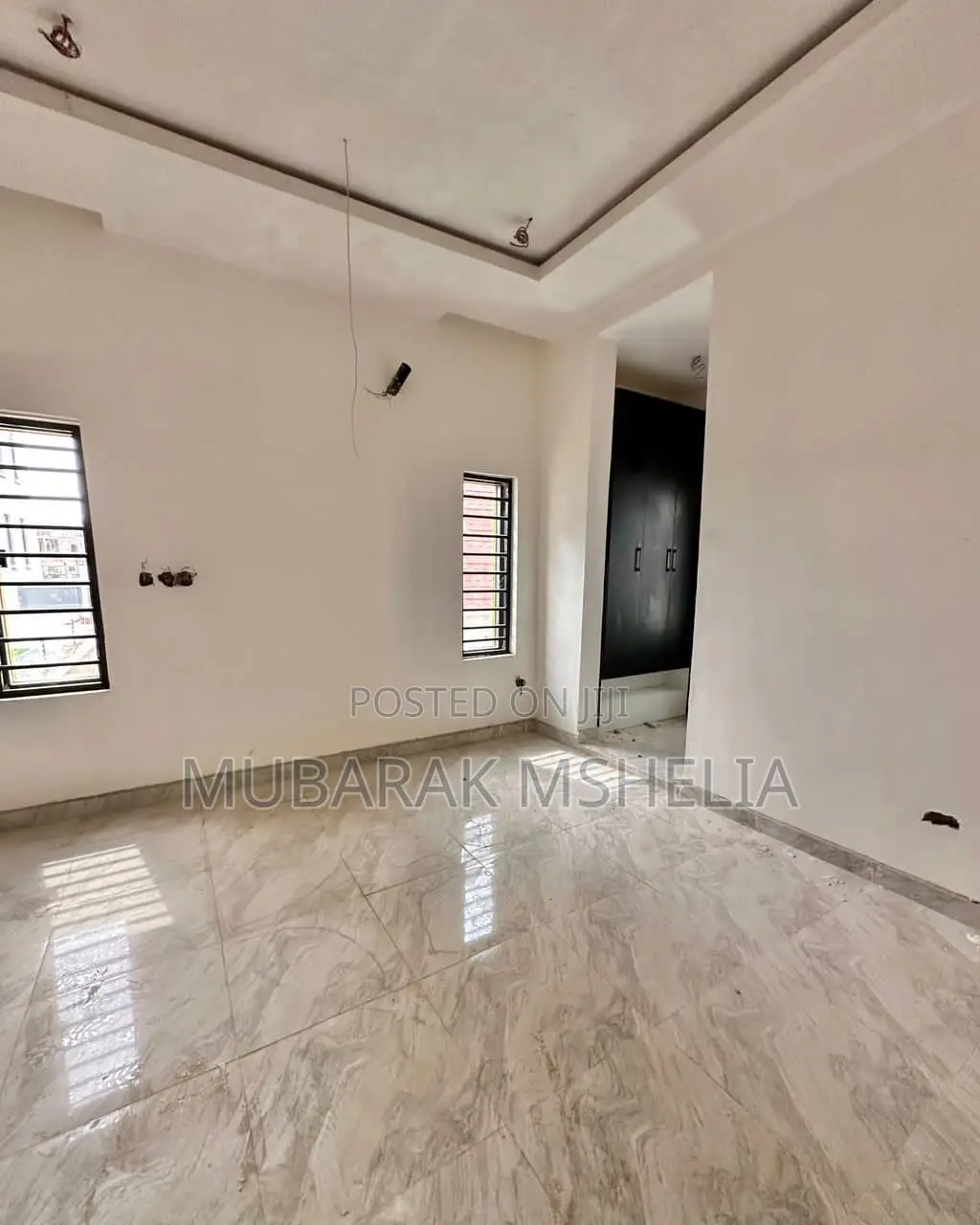 5bdrm Duplex in Guzape District for sale