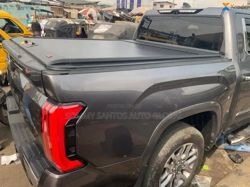 Toyota Tacoma 2024 Manual Rolling Booth Cover Available