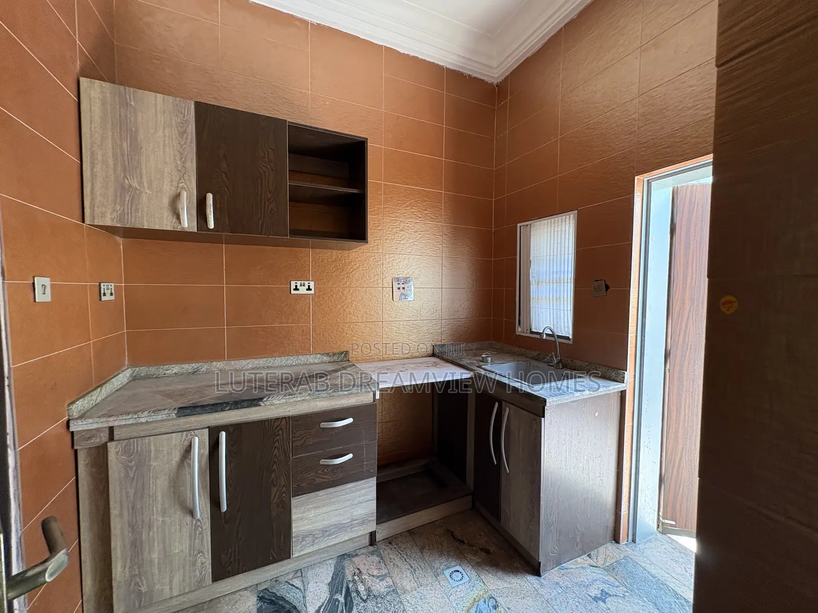 2bdrm Block of Flats in Jahi Gilmore for rent