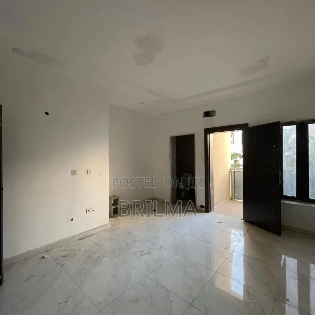 4bdrm Duplex in Jahi for sale
