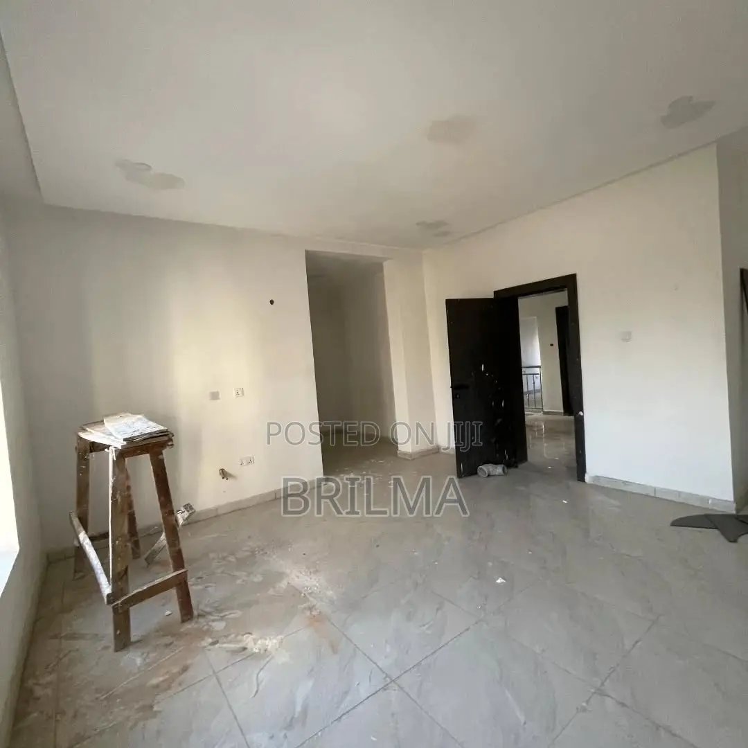 4bdrm Duplex in Jahi for sale