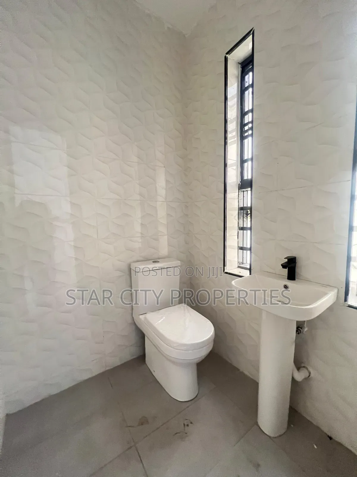 5bdrm Duplex in Omole Phase 1 for sale