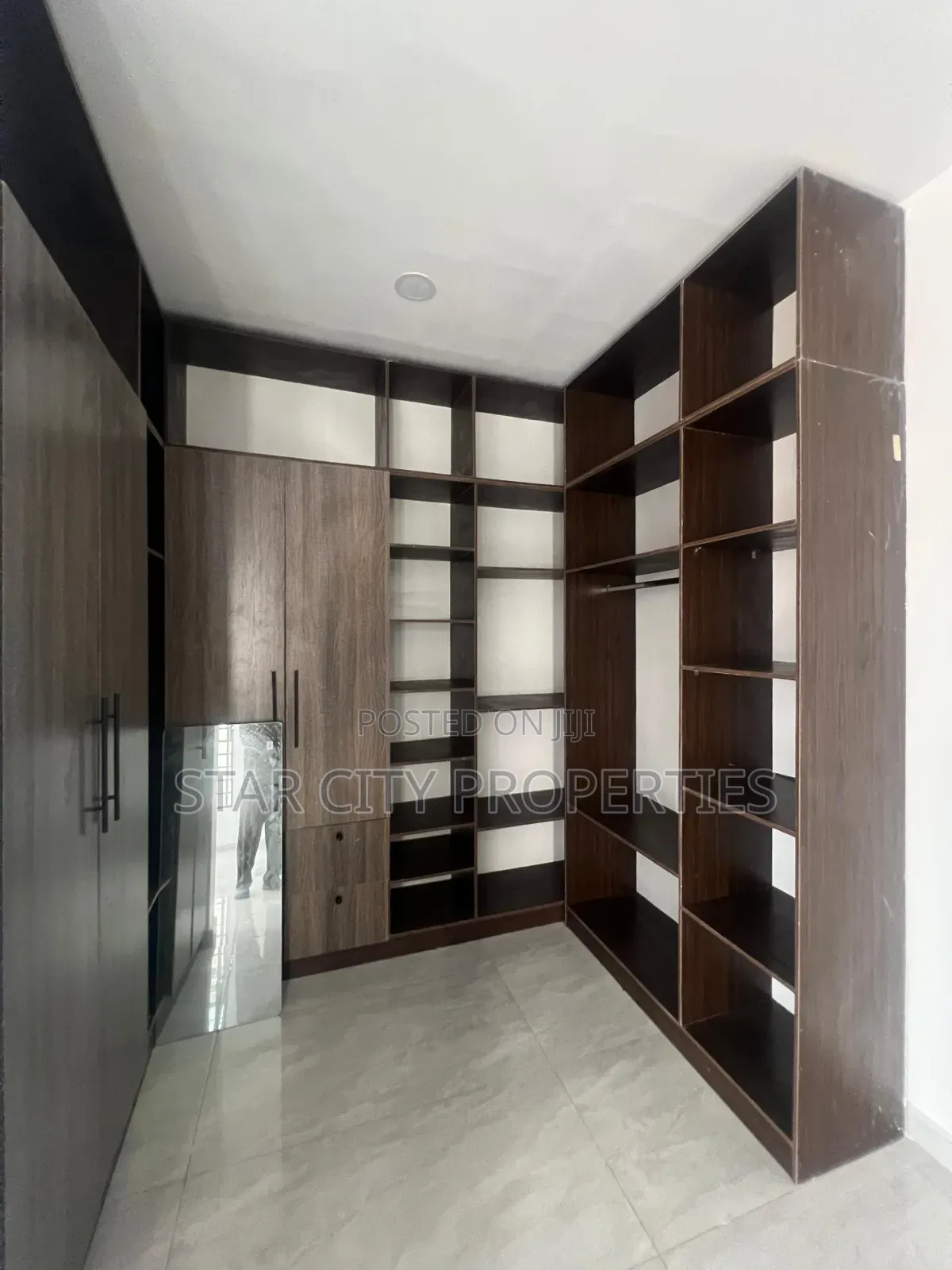 5bdrm Duplex in Omole Phase 1 for sale