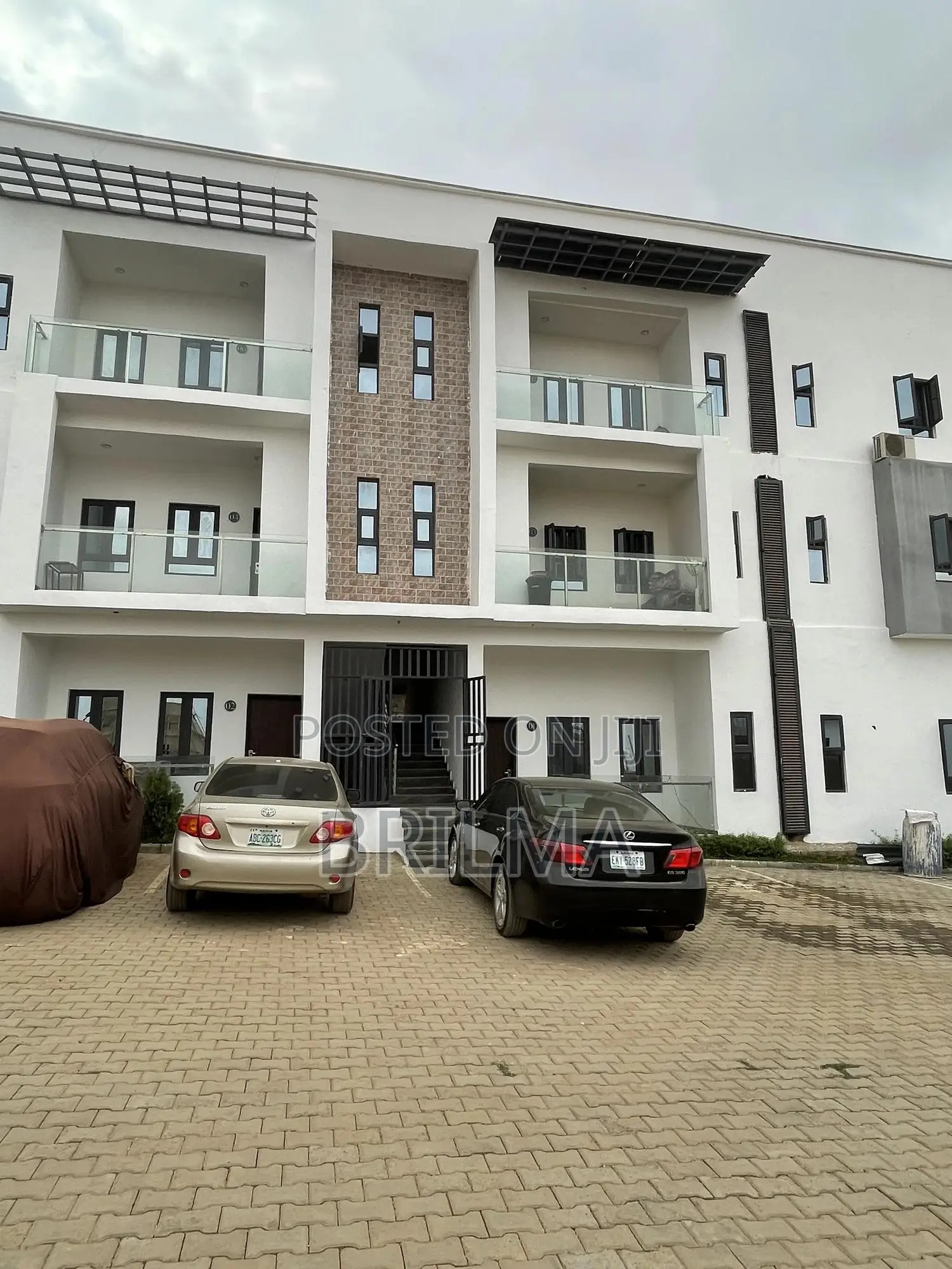 3bdrm Block of Flats in Wuye for sale