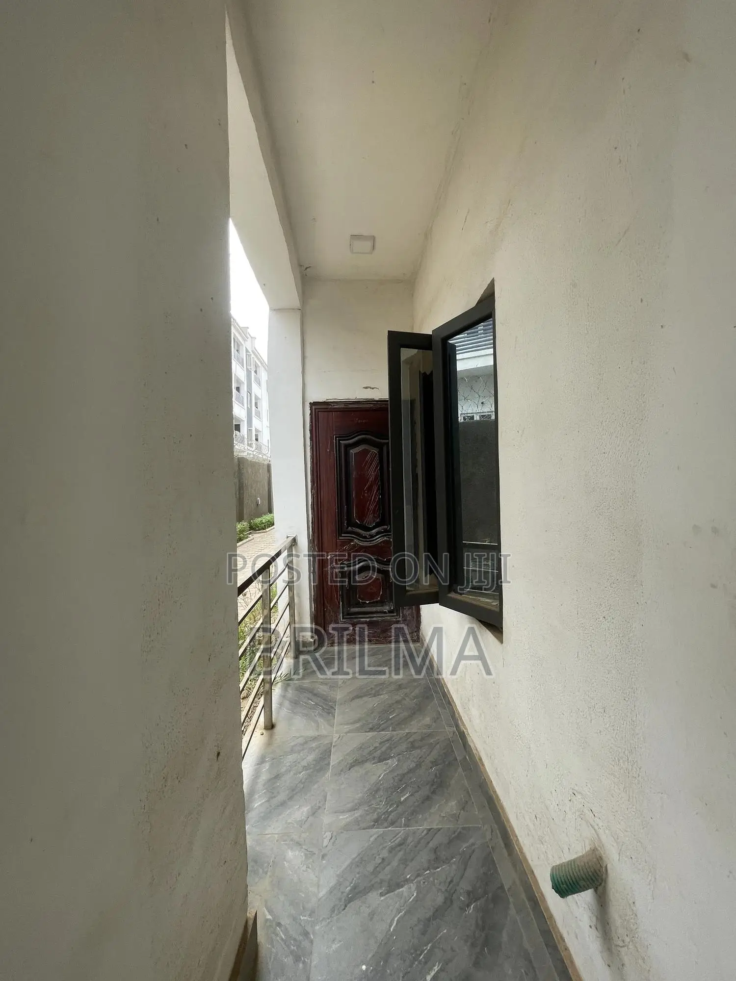 3bdrm Block of Flats in Wuye for sale