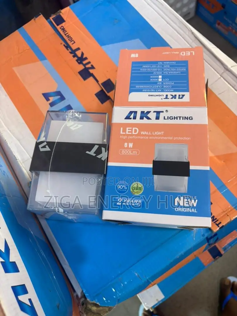 8w Akt Out Door Wall Light