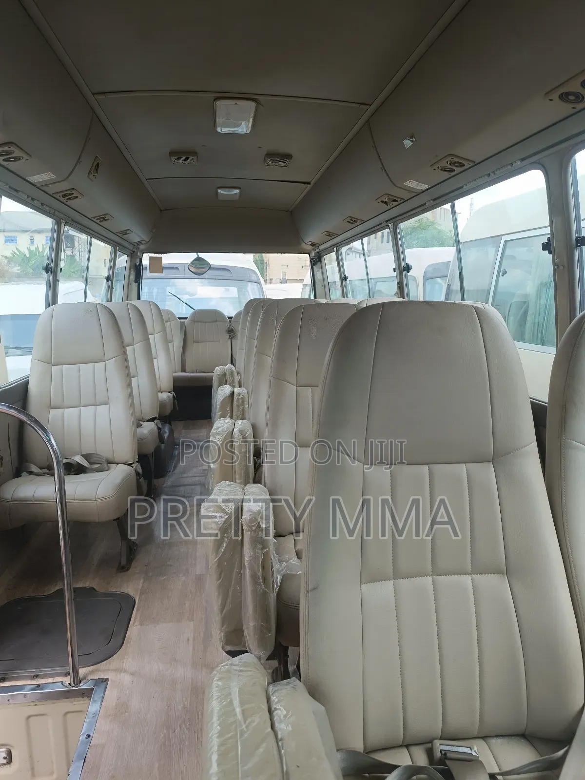 Toyota Coaster 2017 Beige