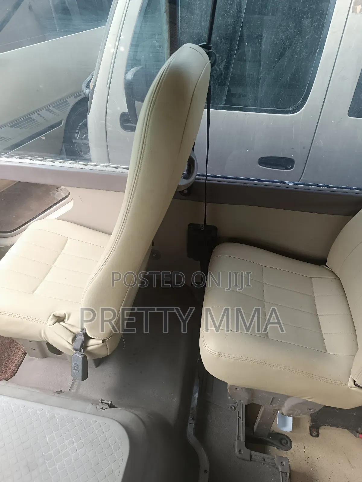 Toyota Coaster 2017 Beige