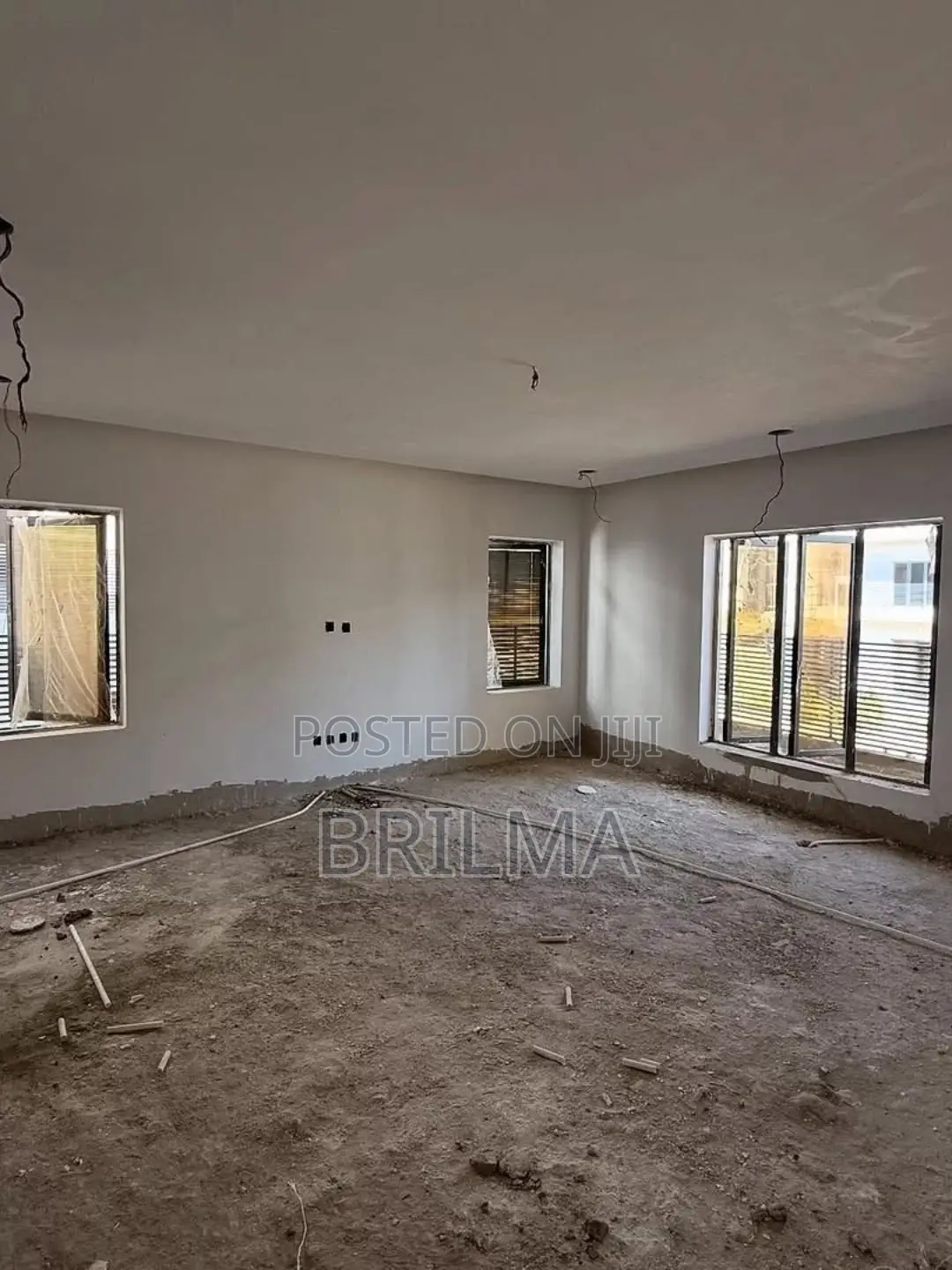 5bdrm Duplex in Katampe for sale