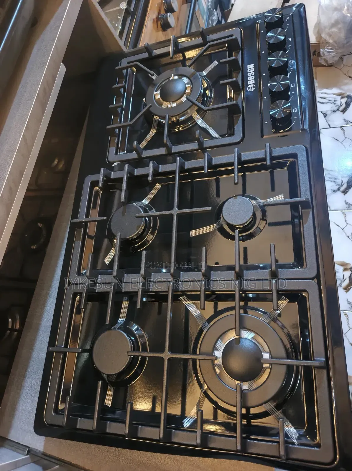 Quality Bosch Inbuilt Luxury 2 Big Burners 3 Medium Burners Cooker